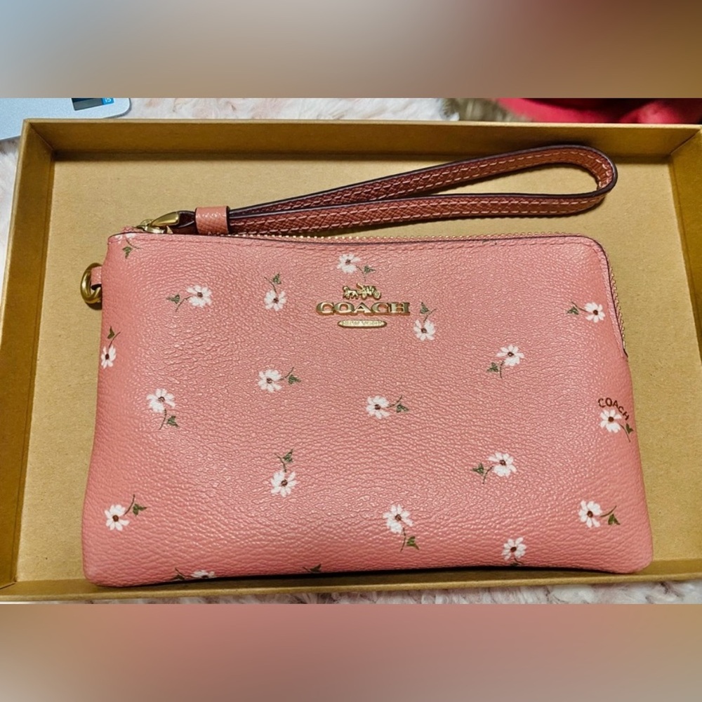Coach Wristlet Wallet Pink Gold With Floral Print MSRP $125